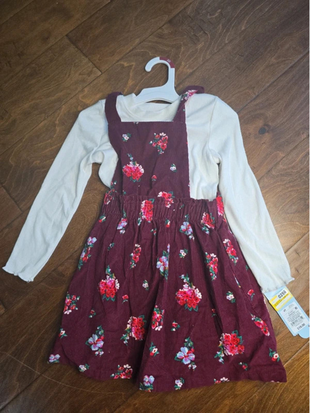 4t brand new dress from target item 256G7